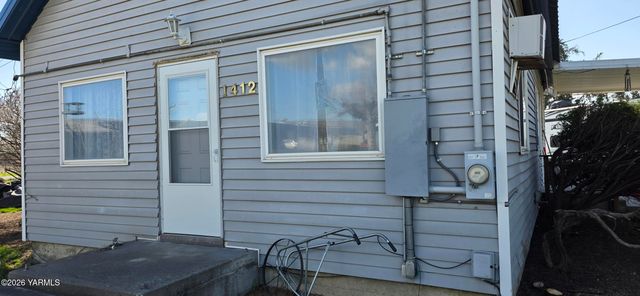 1412 E Nob Hill Blvd, Yakima, WA 98902