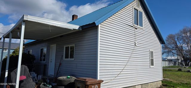 1412 E Nob Hill Blvd, Yakima, WA 98902