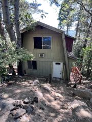 23865 Lakeview, Crestline, CA 92325