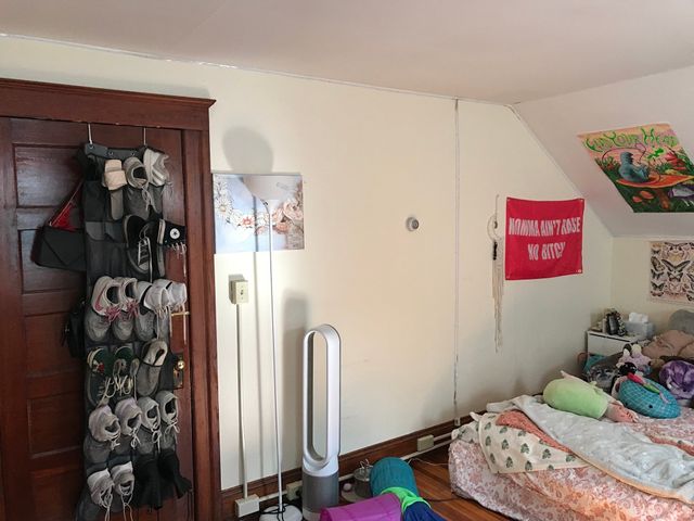 48 Railroad St, Amherst, MA 01002