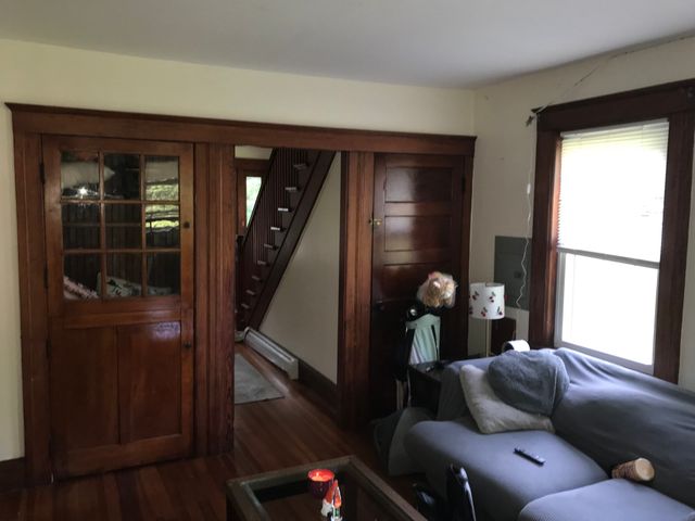 48 Railroad St, Amherst, MA 01002