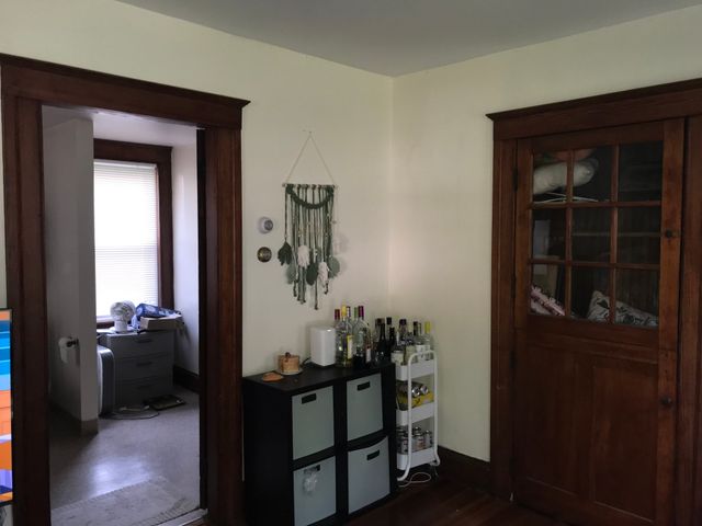 48 Railroad St, Amherst, MA 01002