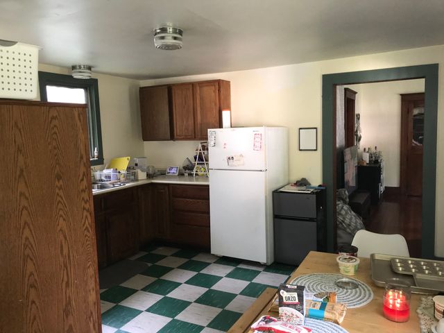 48 Railroad St, Amherst, MA 01002