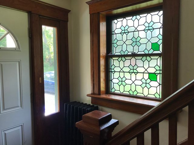 48 Railroad St, Amherst, MA 01002
