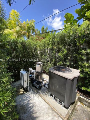 343 190th St, Sunny Isles Beach, FL 33160