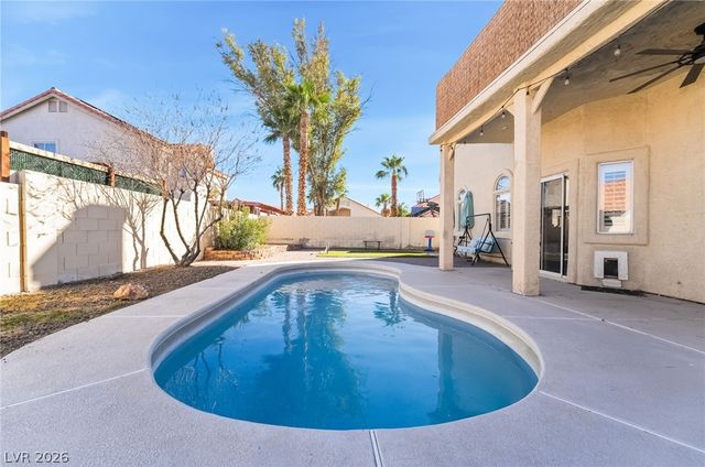 1072 Deep Well Court, Henderson, NV 89011