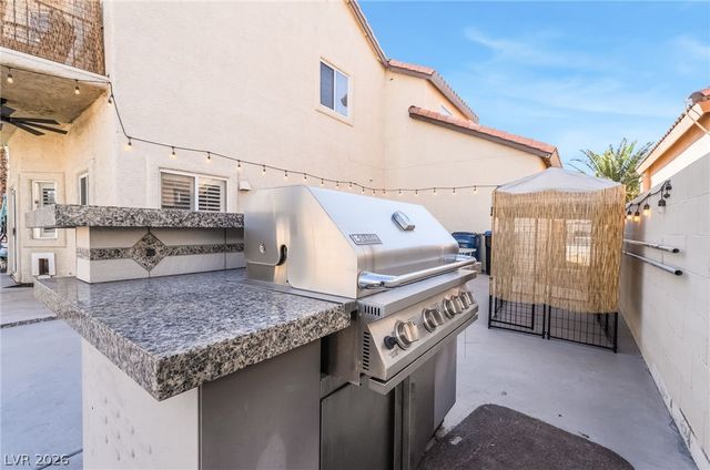 1072 Deep Well Court, Henderson, NV 89011