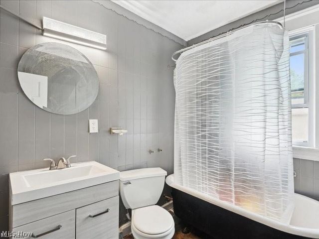 10622 Hathaway Avenue, Cleveland, OH 44108