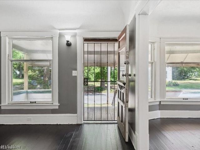 10622 Hathaway Avenue, Cleveland, OH 44108