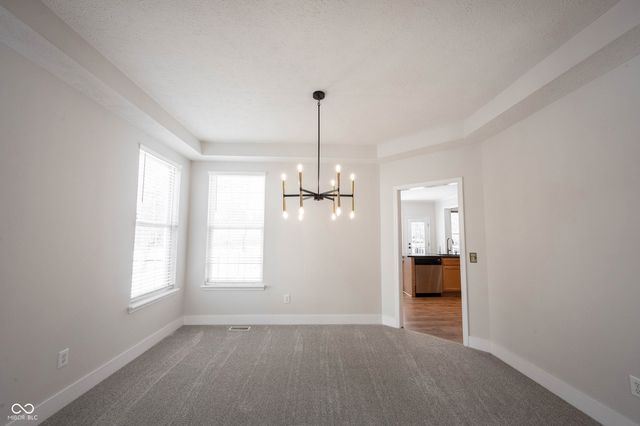 7611 Prairie View Drive, Indianapolis, IN 46256