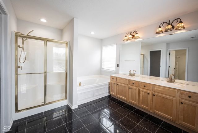 7611 Prairie View Drive, Indianapolis, IN 46256