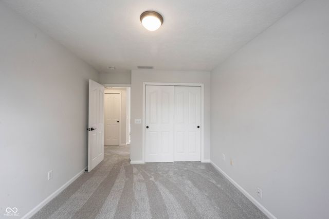 7611 Prairie View Drive, Indianapolis, IN 46256