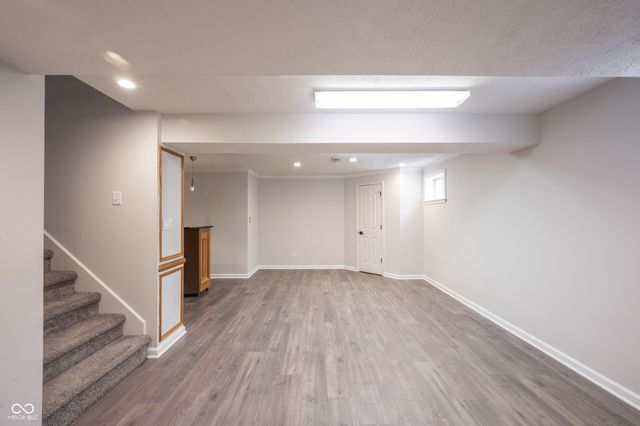 7611 Prairie View Drive, Indianapolis, IN 46256