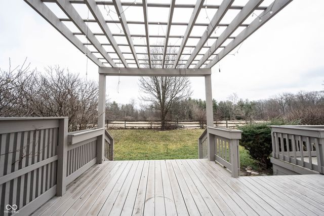 7611 Prairie View Drive, Indianapolis, IN 46256