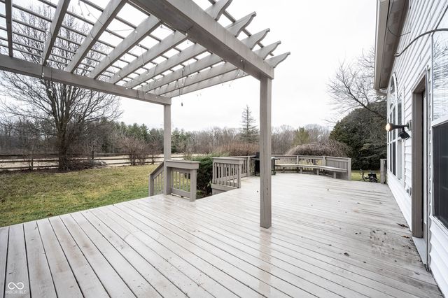 7611 Prairie View Drive, Indianapolis, IN 46256