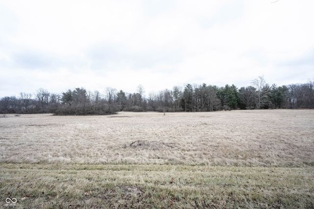 7611 Prairie View Drive, Indianapolis, IN 46256