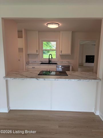 10607 Fairview Ave, Jeffersontown, KY 40299