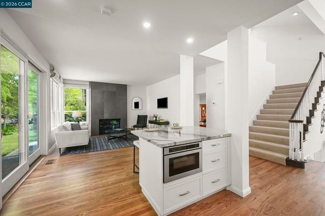 11334 Village View Ct, Dublin, CA 94568