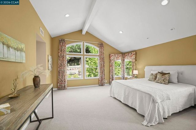 11334 Village View Ct, Dublin, CA 94568
