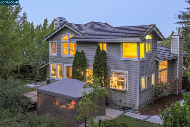 11334 Village View Ct, Dublin, CA 94568