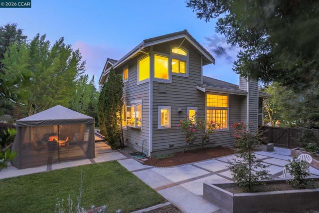 11334 Village View Ct, Dublin, CA 94568