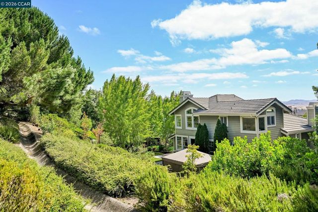 11334 Village View Ct, Dublin, CA 94568