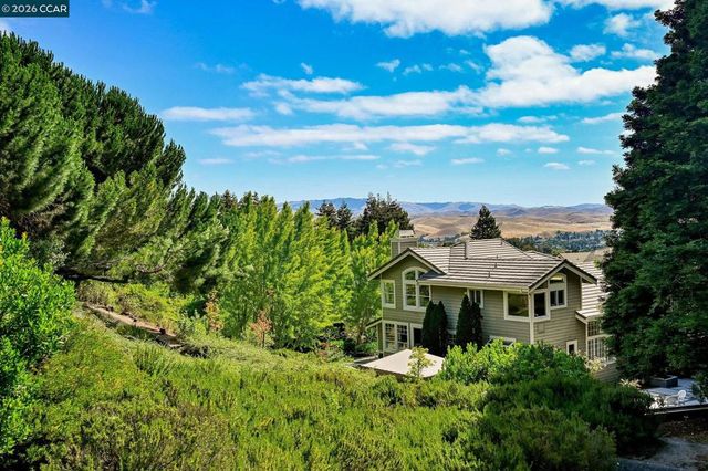 11334 Village View Ct, Dublin, CA 94568