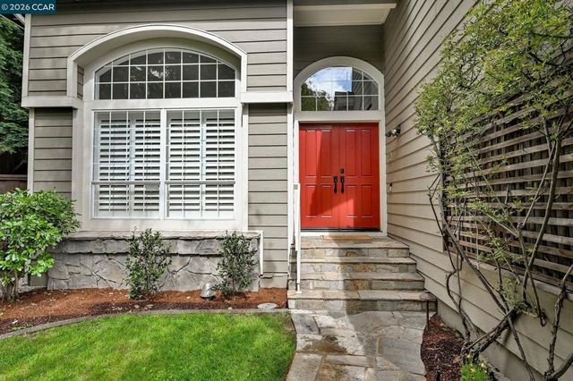 11334 Village View Ct, Dublin, CA 94568
