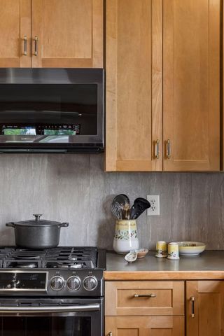 392 Old Cemetery Road, River Falls, WI 54022