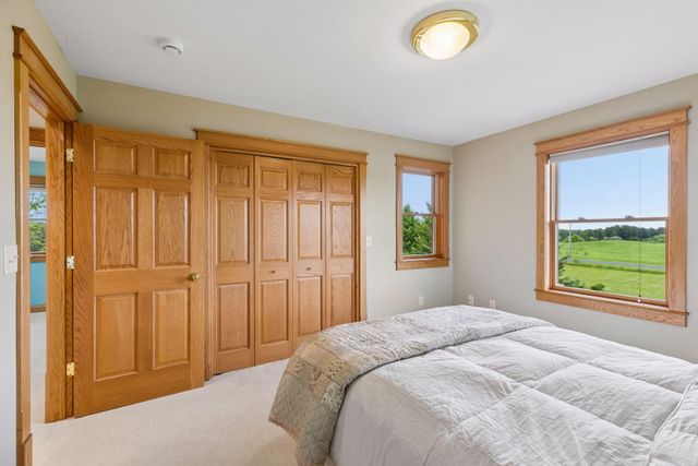 392 Old Cemetery Road, River Falls, WI 54022