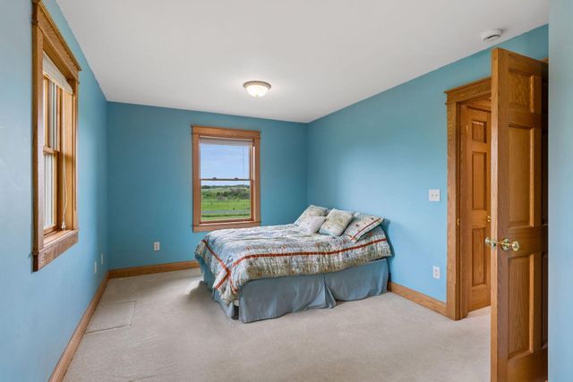 392 Old Cemetery Road, River Falls, WI 54022