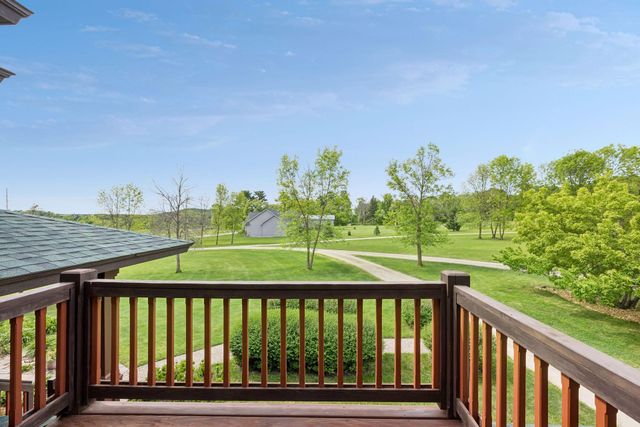 392 Old Cemetery Road, River Falls, WI 54022