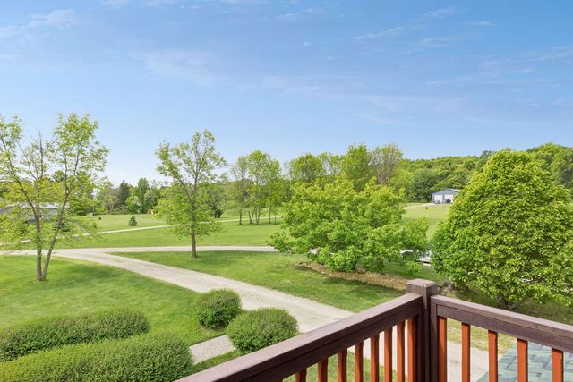 392 Old Cemetery Road, River Falls, WI 54022