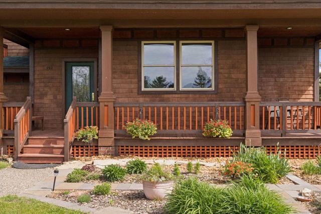 392 Old Cemetery Road, River Falls, WI 54022
