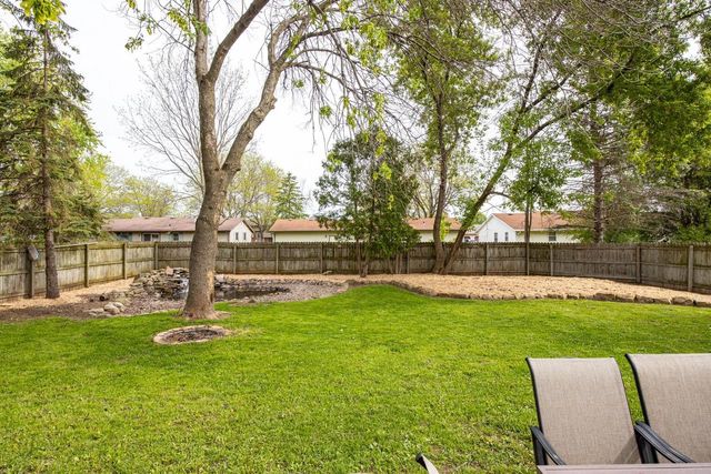 1548 E MOON BEAM TRAIL, Appleton, WI 54915