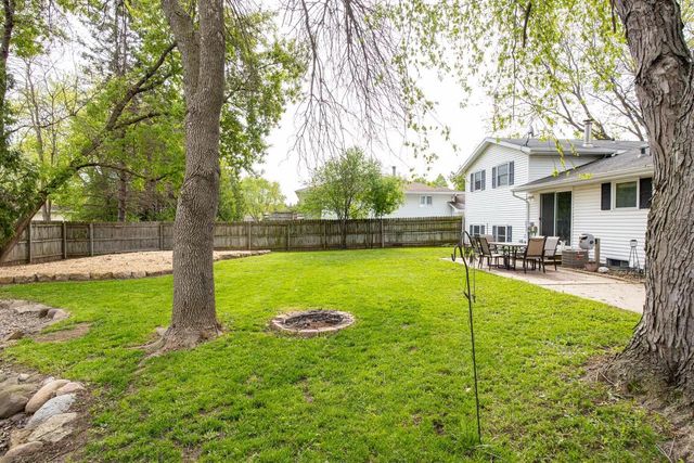 1548 E MOON BEAM TRAIL, Appleton, WI 54915