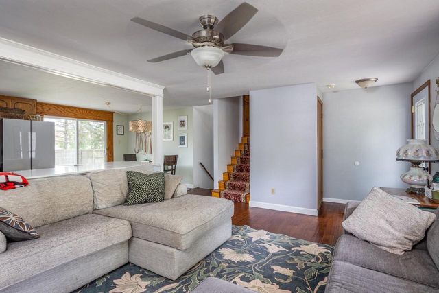 1548 E MOON BEAM TRAIL, Appleton, WI 54915
