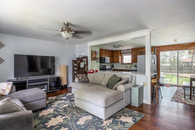 1548 E MOON BEAM TRAIL, Appleton, WI 54915
