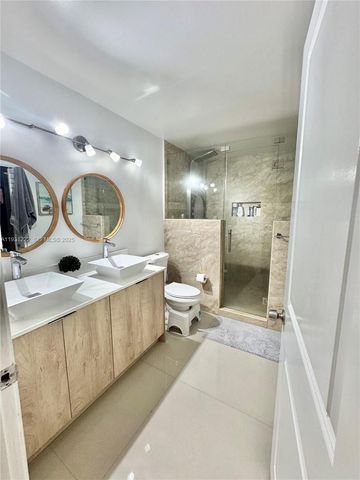 16323 SW 108th Ct, Miami, FL 33157