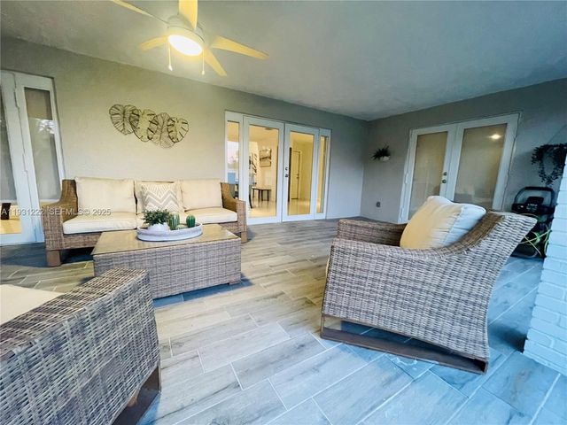 16323 SW 108th Ct, Miami, FL 33157