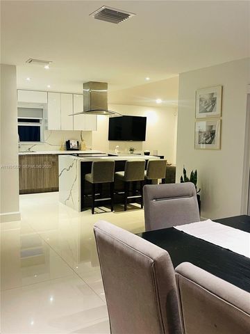 16323 SW 108th Ct, Miami, FL 33157