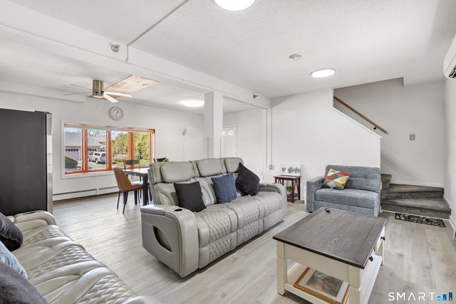 44 Woodlawn Terrace, Meriden, CT 06450