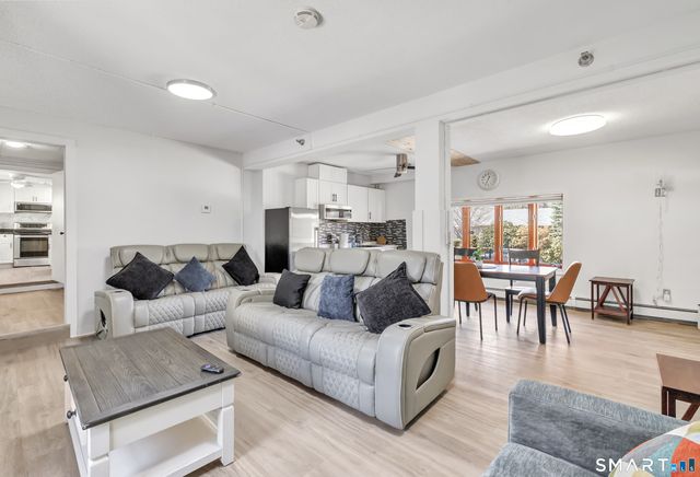 44 Woodlawn Terrace, Meriden, CT 06450