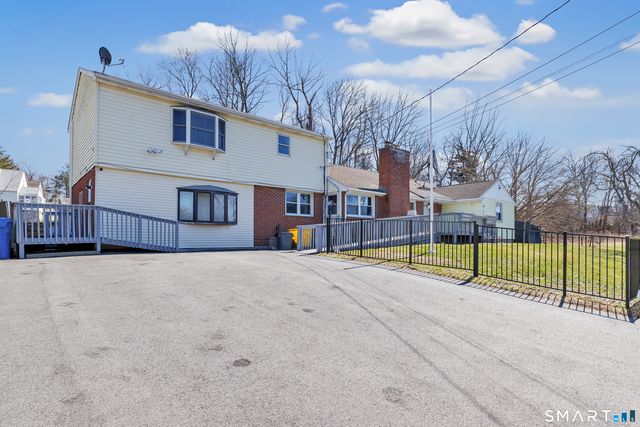 44 Woodlawn Terrace, Meriden, CT 06450