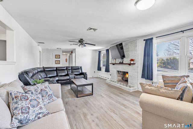 44 Woodlawn Terrace, Meriden, CT 06450