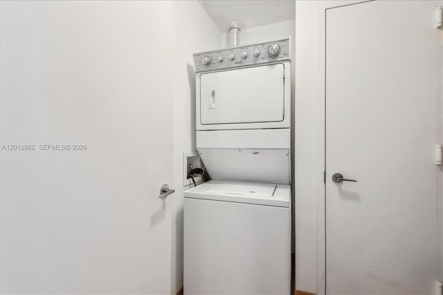 701 Crandon Blvd PH-1, Key Biscayne, FL 33149
