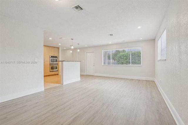 781 NW 183rd Dr, Miami Gardens, FL 33169