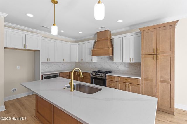 107 E Holly Ridge Road, New Bern, NC 28562