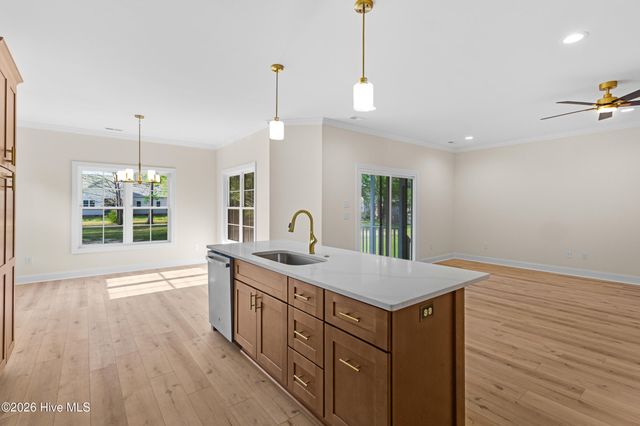 107 E Holly Ridge Road, New Bern, NC 28562