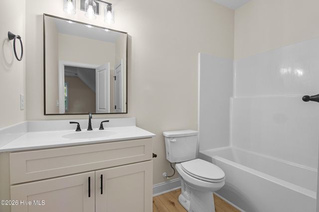 107 E Holly Ridge Road, New Bern, NC 28562